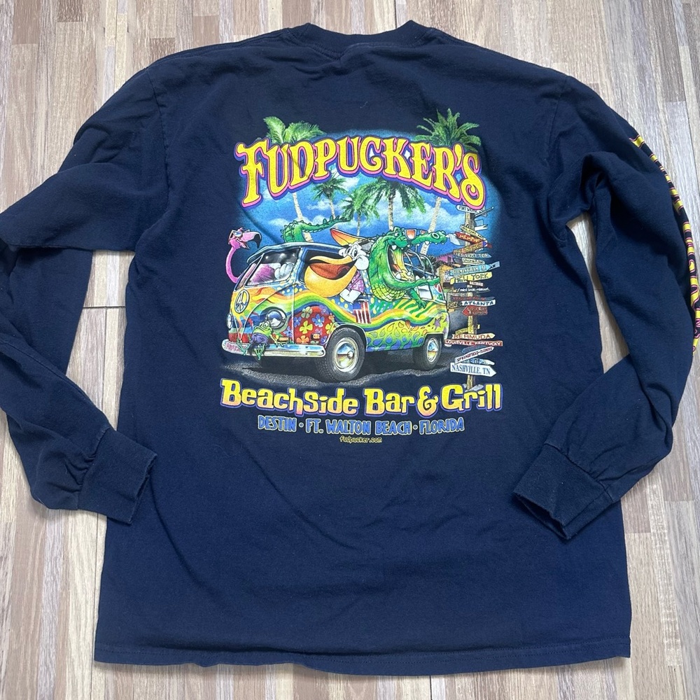 Fudpuckers Navy Long Sleeve Beachside Bar & Grill Graphic Tee Size Medium - Picture 8 of 8